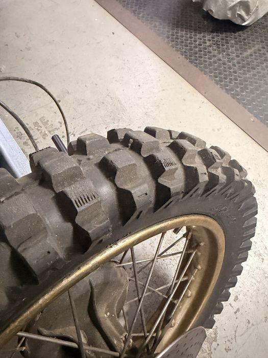 Rodas de monte para mota 21 e 17 com pneus e discos