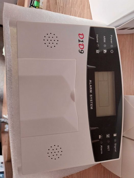 Bezprzewodowy system alarmowy z WiFi D1D9 Home-GSM S388