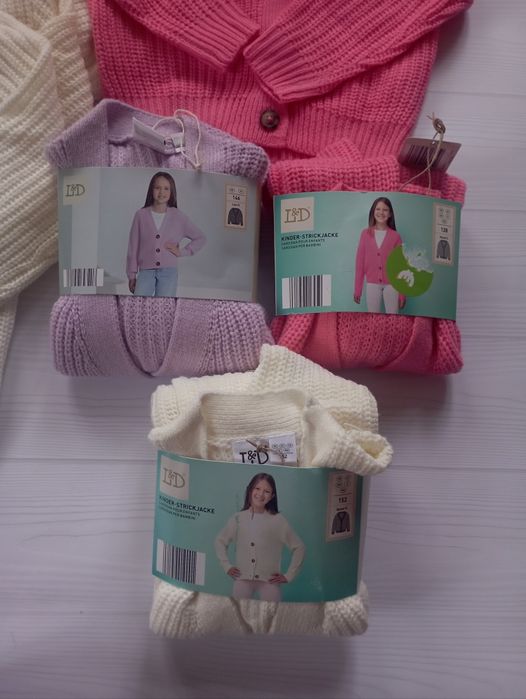 Кардигани светри 122р 128р 134р 140р 146р 152р