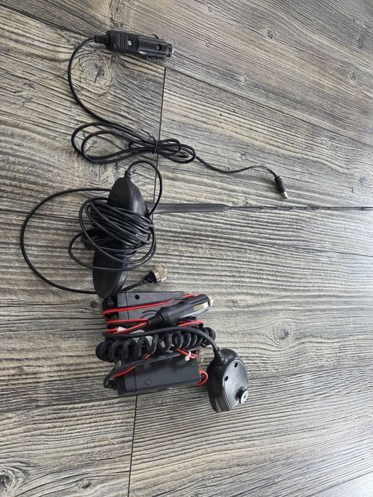 CB radio CRT one, antena President