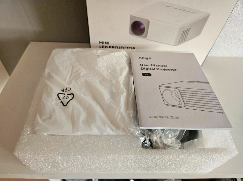 Mini projektor LCD Dla dzieci Pod namioty