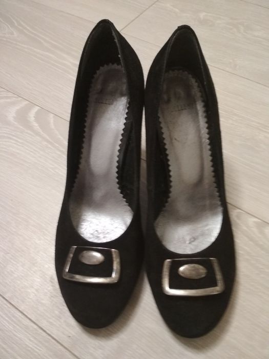 Туфли замшевые 37 размер