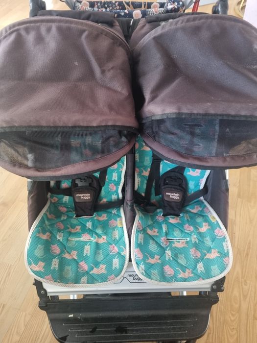 Wózek podwójny Mountain buggy plus śpiworki