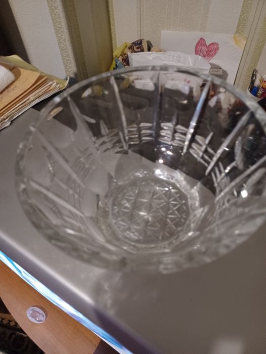 Вази кришталеві нові