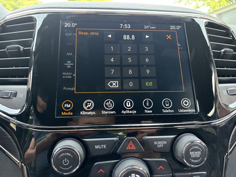 Radio jeep dodge chrysler polski mapy lektor wybieranie głosowe pl