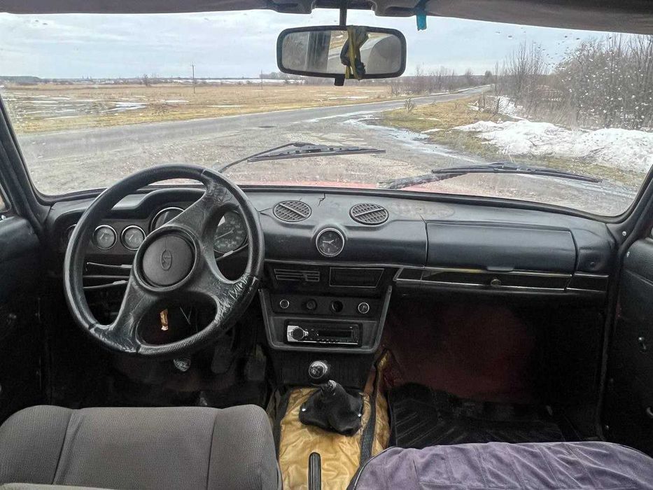 Продам авто ваз 2106