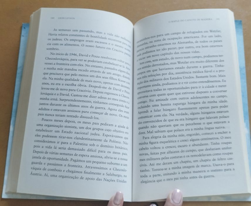 Livro - O rapaz do caixote de madeira