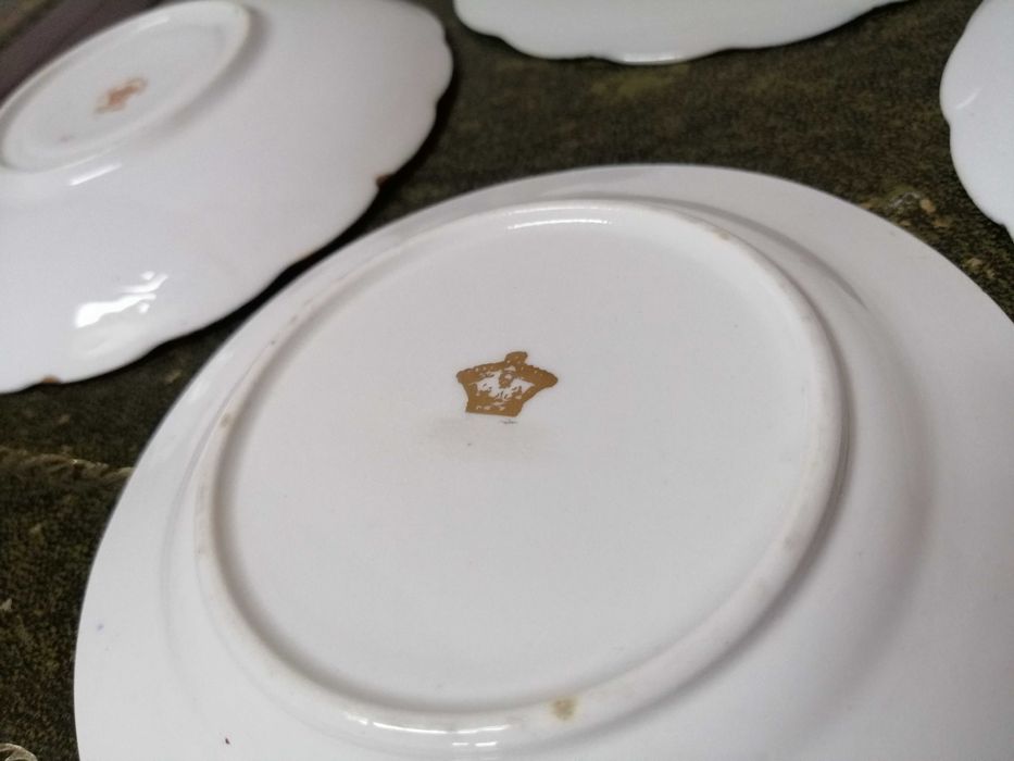 Zestaw 4 starych angielskich porcelanowych talerzyków