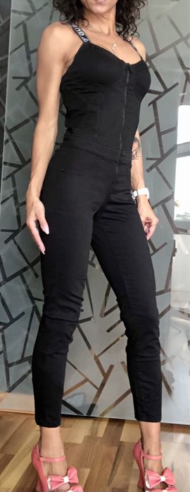 Nowy kombinezon „GUESS” xs-s