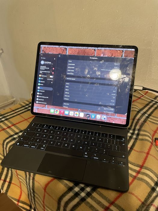 iPad Pro 12.9 cali M2 (6 generacja) 128 GB - stan ideany