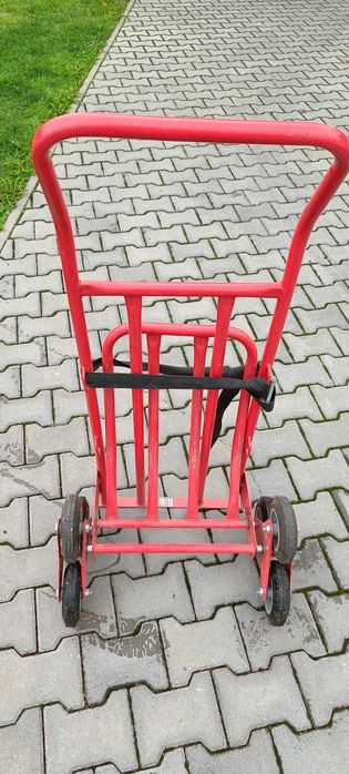 Wózek transportowy schodowy