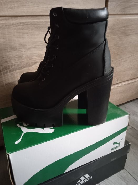 Wyprzedaż!!!trzewiki na platformie