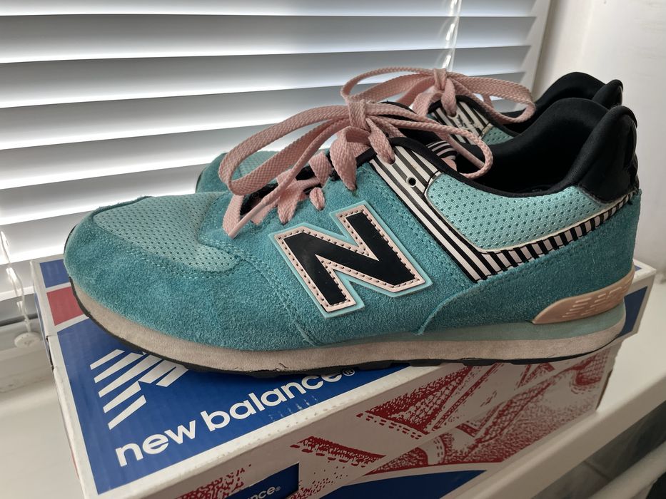 кросівки new balance