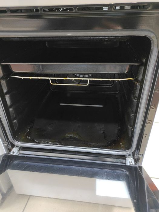 Продам духову шафу електричну KAISER EH6920