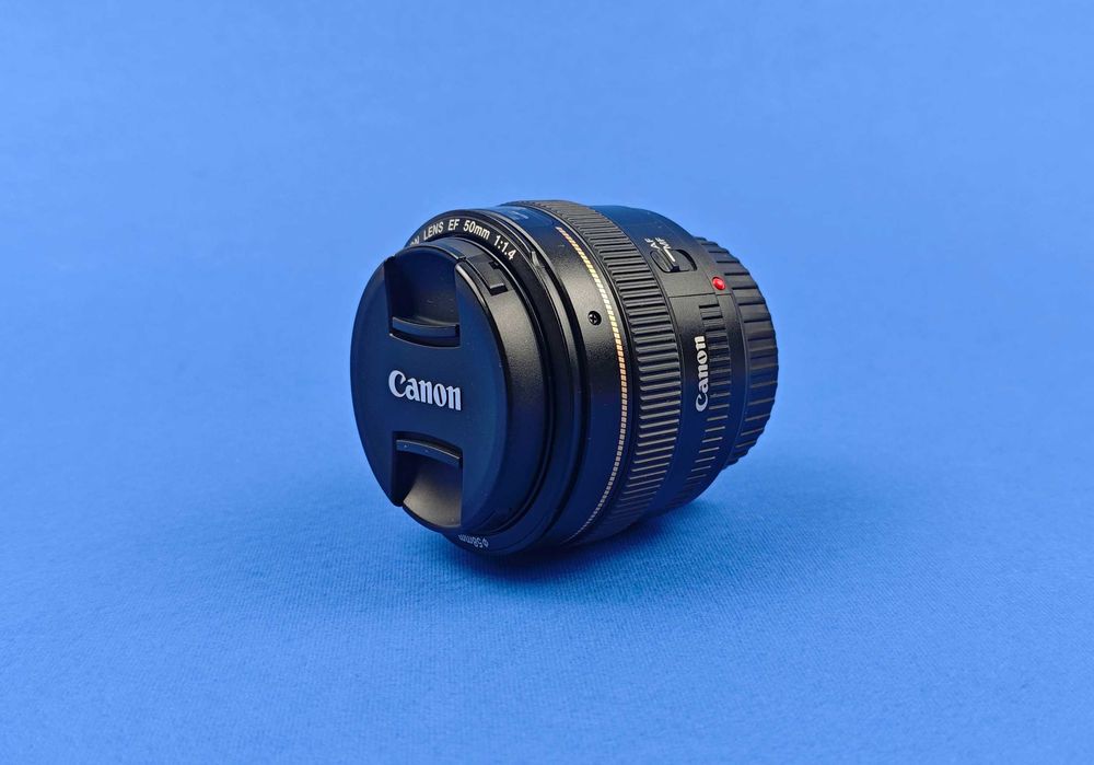 Об'єктив Canon EF 50mm 1:1.4
