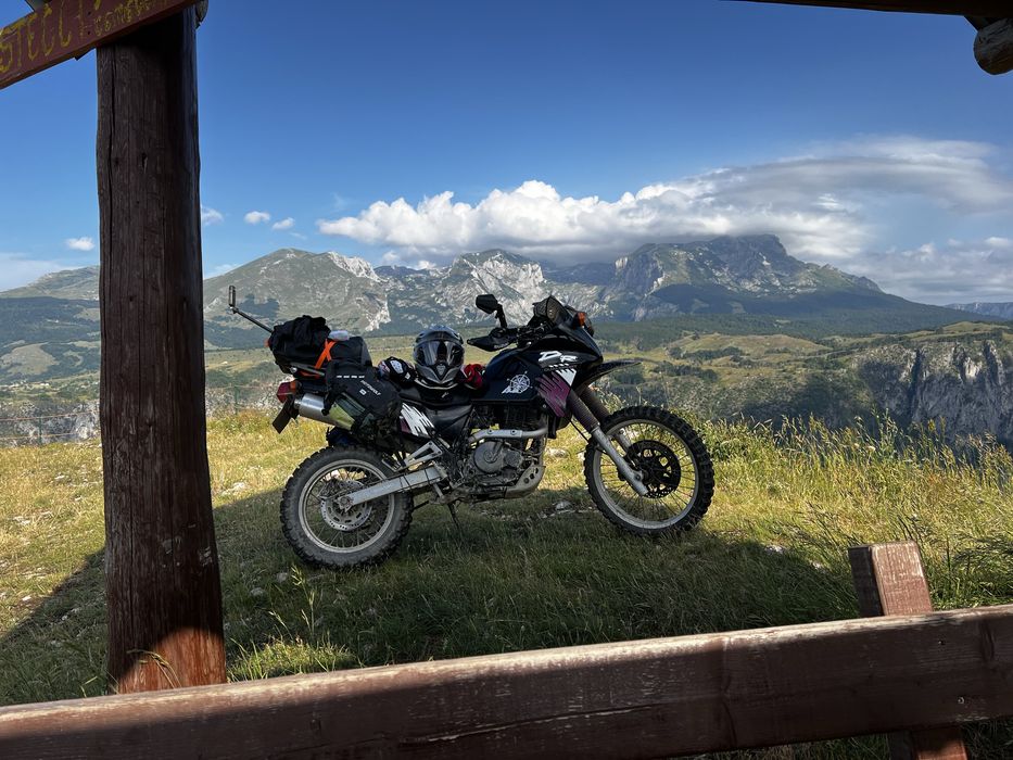 Suzuki Dr650 RSE custom rally,  masa dodatkow.