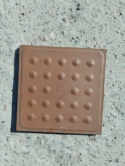 Плитка на підлогу 15 см. на 15 см. Половая плитка.