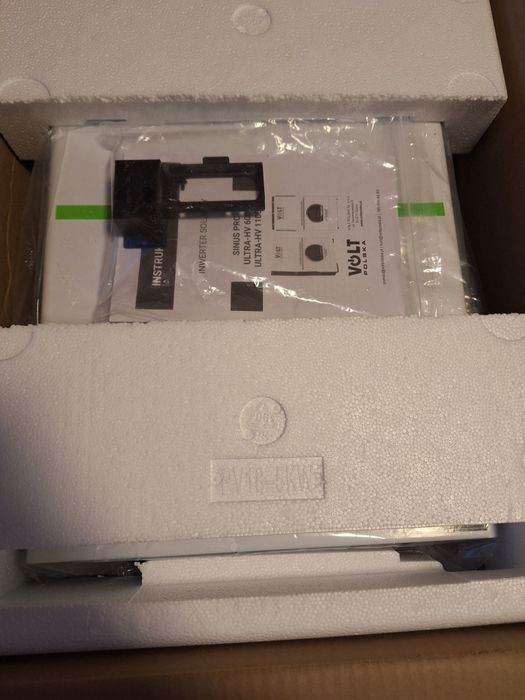 Інвертор сонячний Volt Polska SINUS PRO ULTRA-HV 6000 24/230V