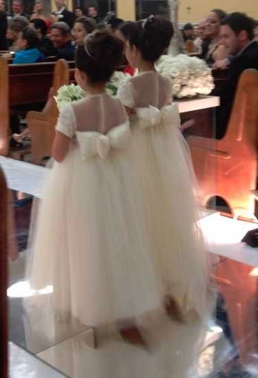 Vestido de menina das alianças , todo feito a mão.