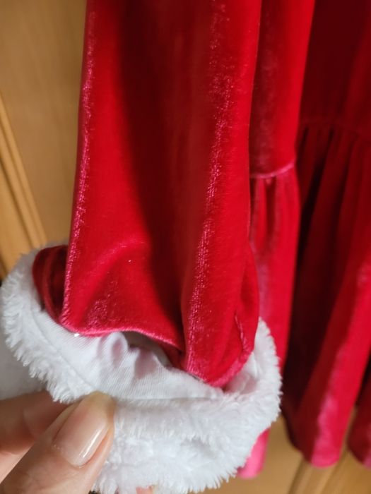 Świąteczna czerwona sukienka Mikołajki