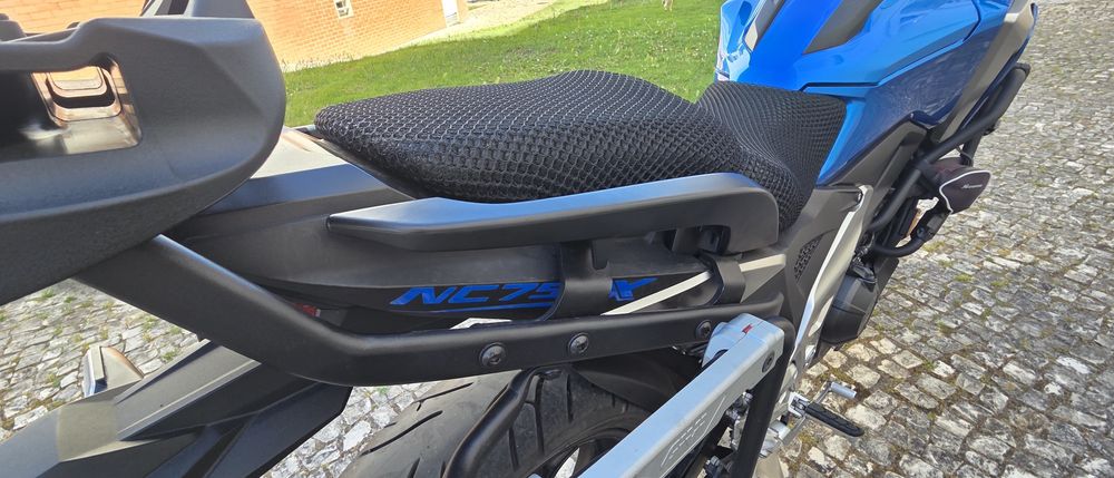 Honda mota nc750x de 2021