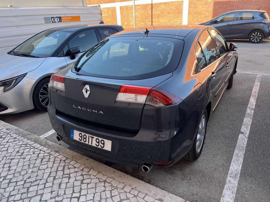 Renault Laguna — fotografia 3