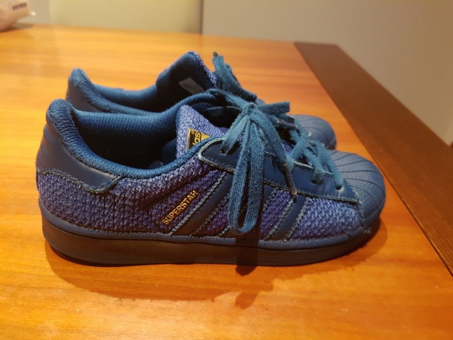 Sapatilhas super star originais.