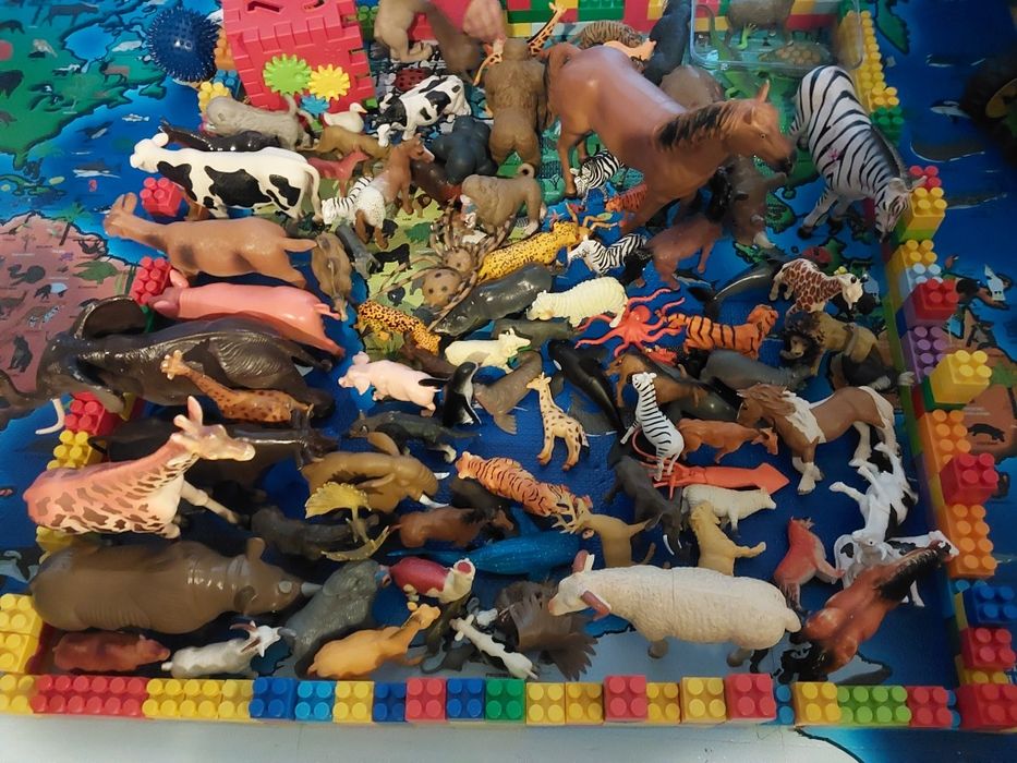 Figurki zwierząt różne rodzaje i wymiary