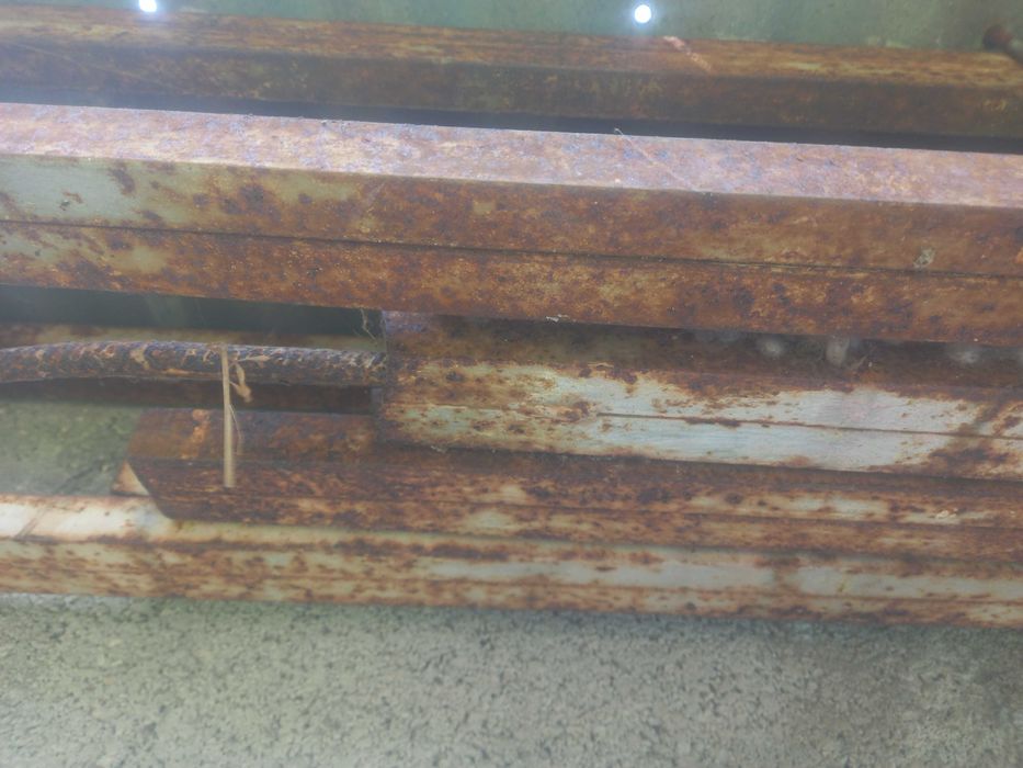 Tubo Galvanizado 1/2'' e cantoneira 2x4