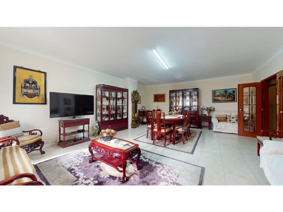 Apartamento, 4 quartos, Sintra, Massamá e Monte Ab