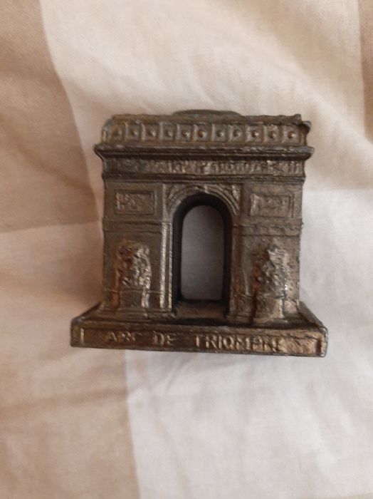 Arco do Triunfo em miniatura