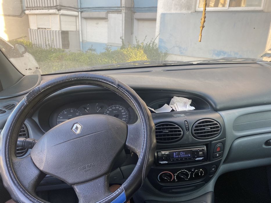 renault scenic 1.4