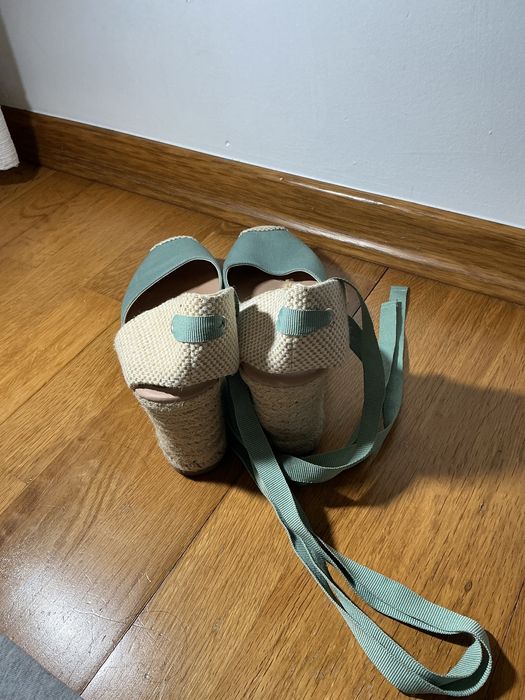 Sandalia salto alto