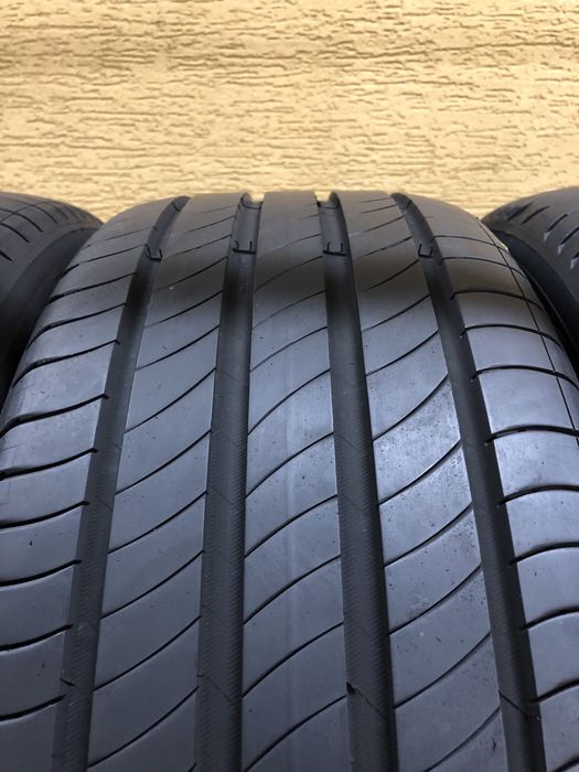 Літні шини 235/50 R19 (103V) MICHELIN