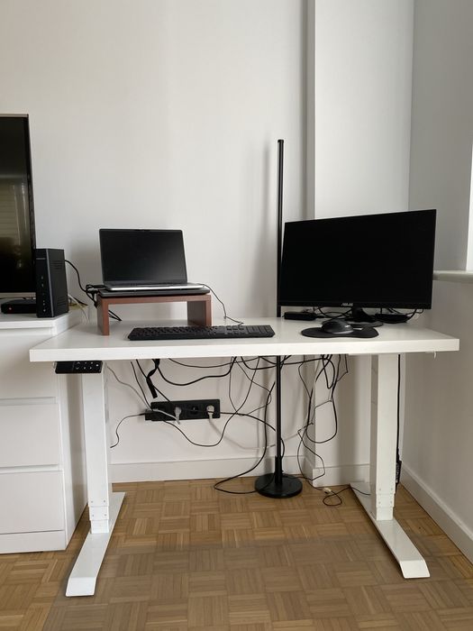 Biurko regulowane elektryczne dla niskiej osoby 60-125 cm Mokotów