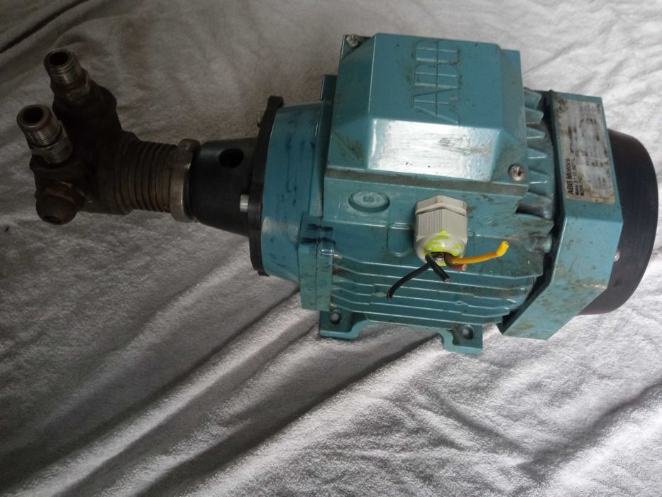 Silnik elektryczny ABB Motors M2VA 71C