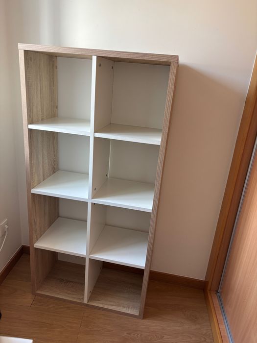 Estante em Bom Estado