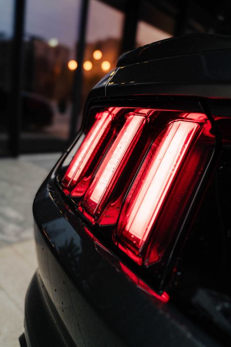 Wynajem Ford Mustang GT 5.0 V8 WYDECH wypożyczalnia samochodów