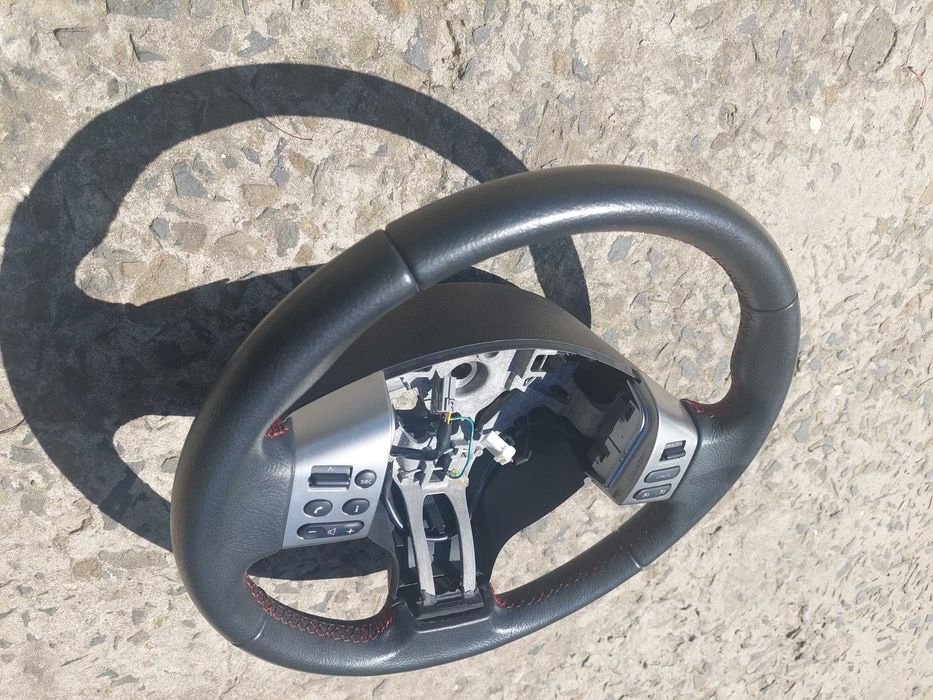 руль nissan note e11 tiida