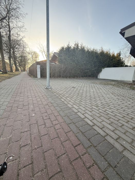 Teren pod gastronomię / foodtruck / handel– sezon 2026 jezioro