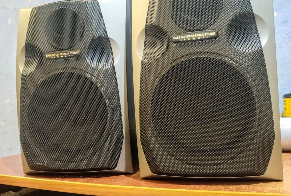 Музыкальные колонки Daewoo AMI-502M