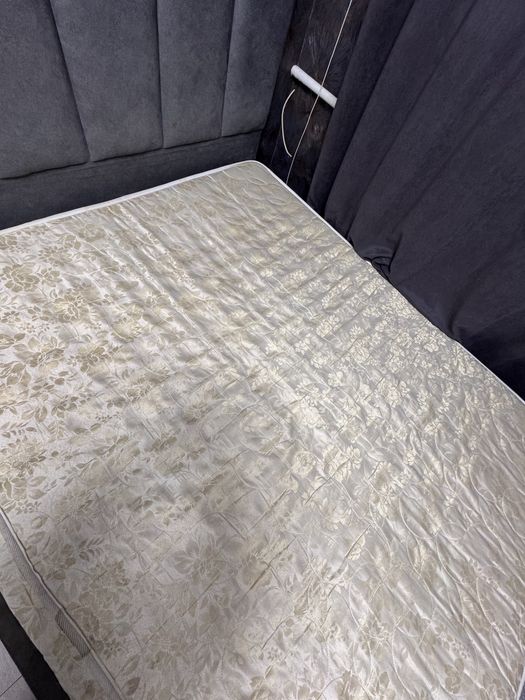 Продам матрац 160*200