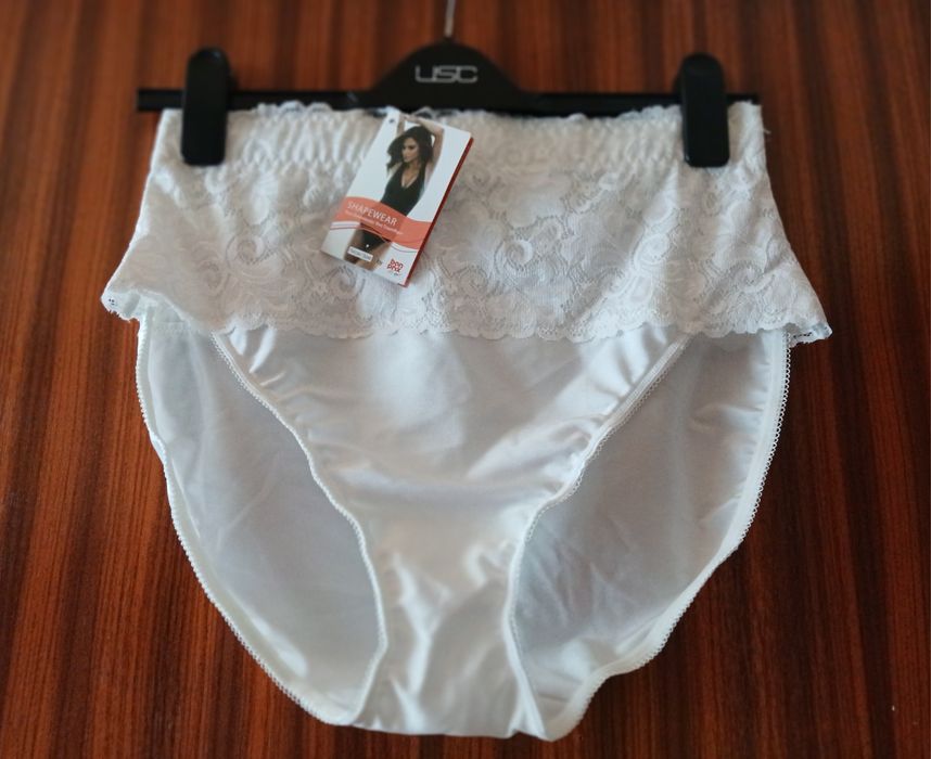 Majtki modelujące koronkowe nowe