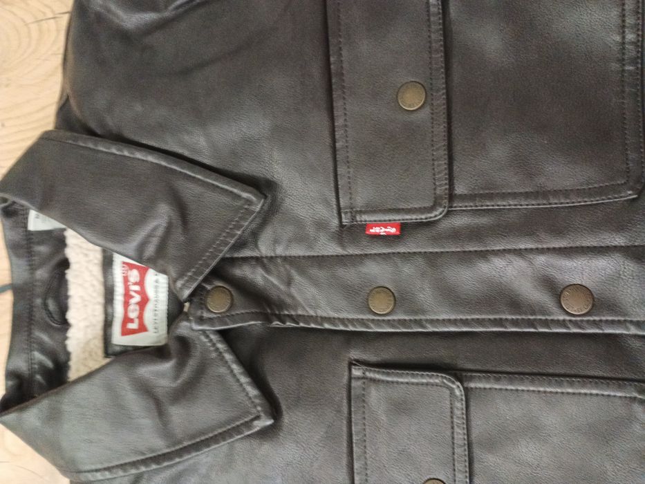 Kurtka Levi's oryginał z USA rozm.M