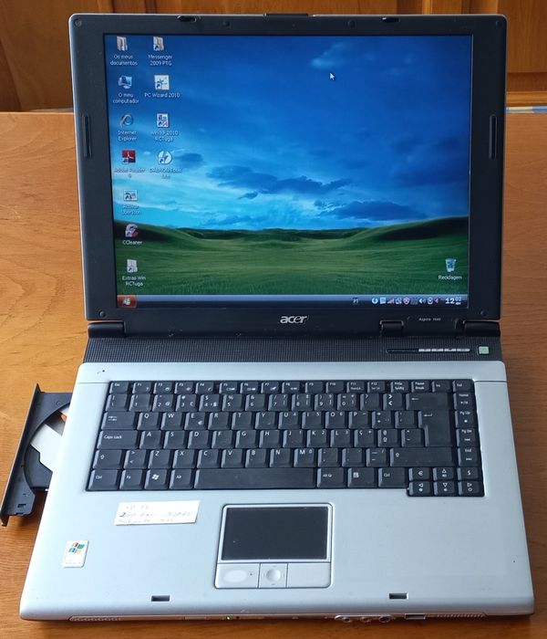 Acer Aspire Laptop with Windows 764584418144259122