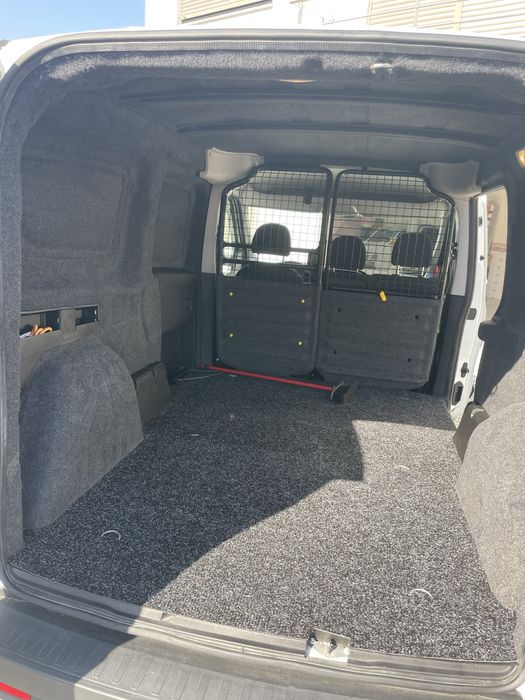 Fiat doblo de 3 lugares em bom estado so com 85000km