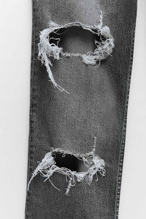 Джинси жіночі рвані Zara