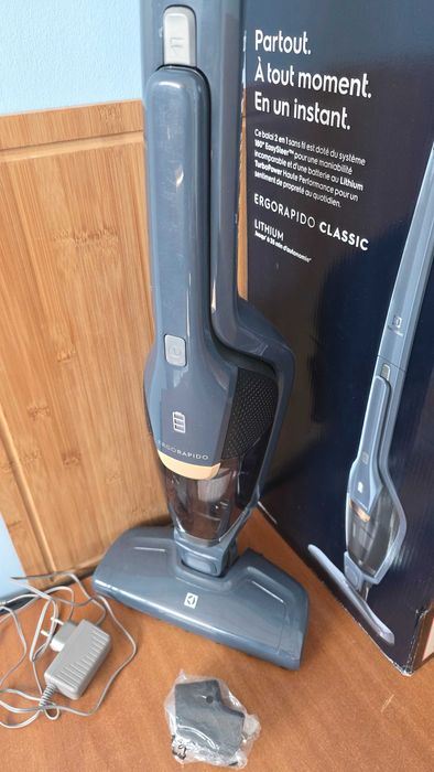 Electrolux Ergorapido EERC75DB - Odkurzacz bezprzewodowy
