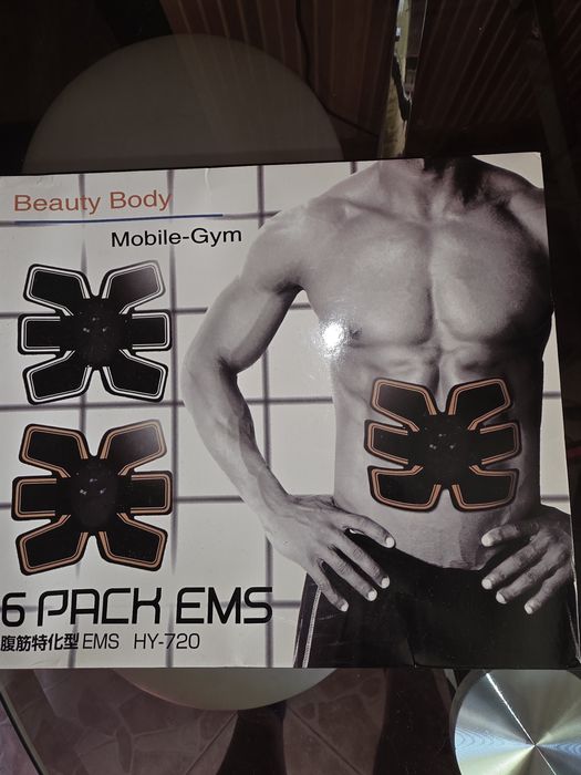 Міні стимулятор для м'язів живота 6 Pack EMS