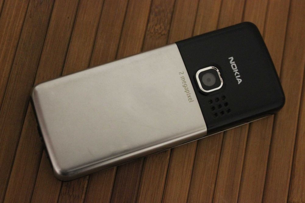 Телефон Nokia 6300
